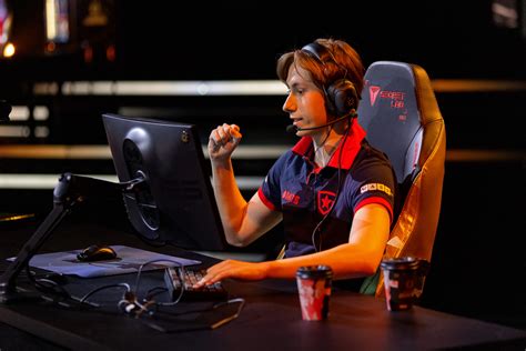 Fnatic reveals new Valorant roster, adding Chronicle and Leo to the ...