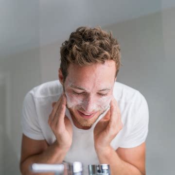 GETTING STARTED? 3 ESSENTIAL SKINCARE STEPS FOR MEN