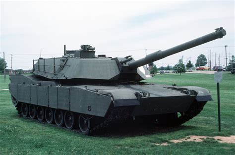 The original U.S. Army M-1 Abrams prototype main battle tank on display ...