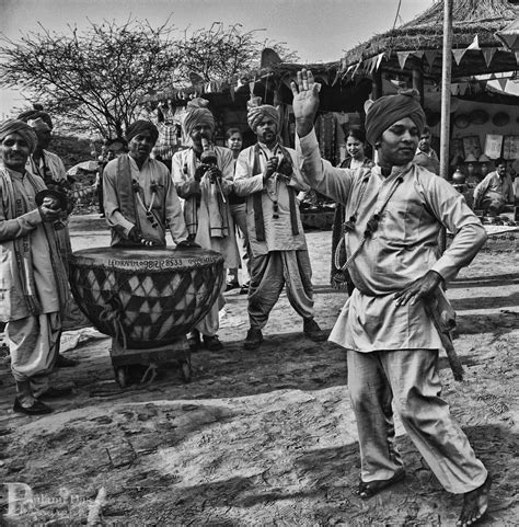 Choi Ghor: The Flok Dance of Karnataka