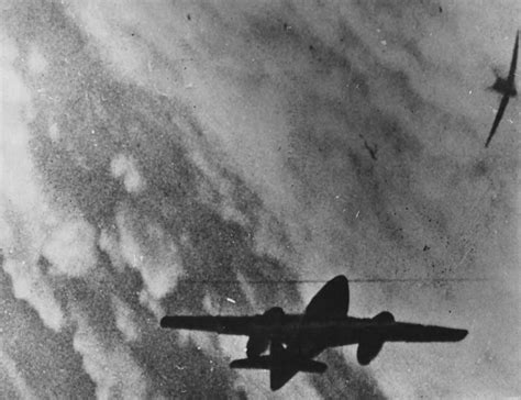 German fighter jet Me 262 in gun camera footage | World War Photos