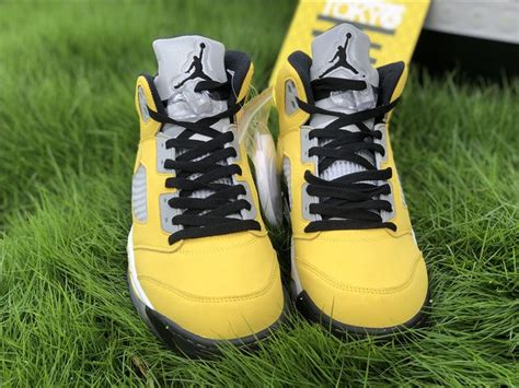 Air Jordan 5 Retro T23 “Tokyo” Varsity Maize 454783-701 - FavSole.com