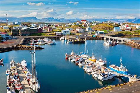 Where to Stay on Snæfellsnes Peninsula (Iceland): Best Towns & Hotels