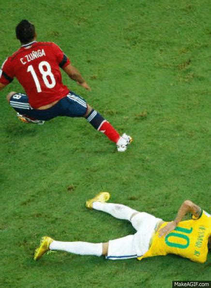 5 Reasons why Neymar should Opt Ayurveda for back injury treatment ...