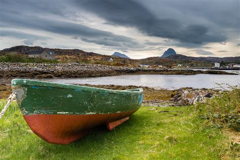 Lochinver | Lochinver est un petit port de pêche sur la côte… | Flickr