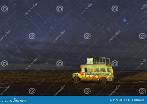 Uyuni Salt Flat Night Sky, Bolivia Editorial Stock Image - Image of arid, background: 147949519