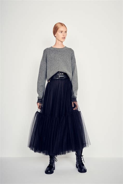 Tulle skirt - Dior | Fashion, Tulle skirts outfit, Fashion outfits