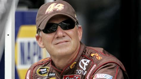 NASCAR Hall of Fame welcomes a humbled Dale Jarrett