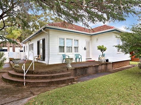 139 Horsley Road, Panania, NSW 2213 - Property Details