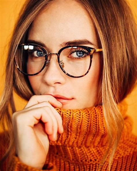 Eyewear Trends For Women 2023 - LadyFashioniser.com