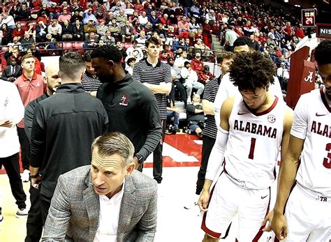 How many SEC basketball teams ranked in the AP Top 25? - SportingAlert.com