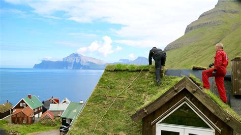 Our house wears a shiny new outfit – a grass roof — My Faroe Islands