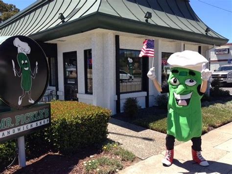 MR. PICKLE'S SANDWICH SHOP, San Luis Obispo - Photos & Restaurant ...