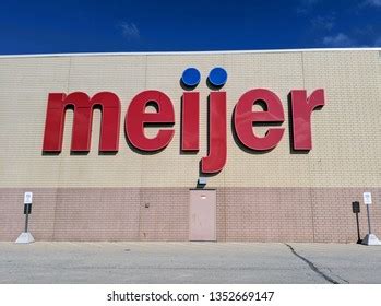 Meijer Logo Vector (.EPS) Free Download