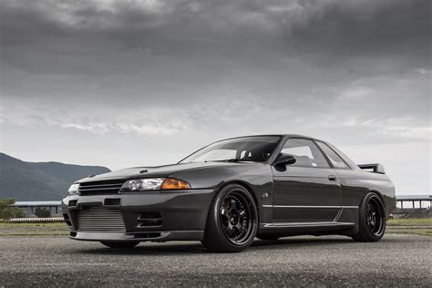 Here's Every Generation of the Infamous Nissan GT-R! - Garage Dreams