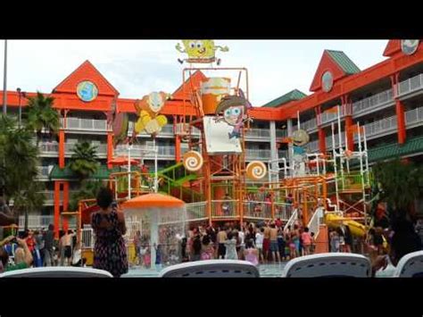 Nickelodeon Hotel Slime Bucket Fun - YouTube