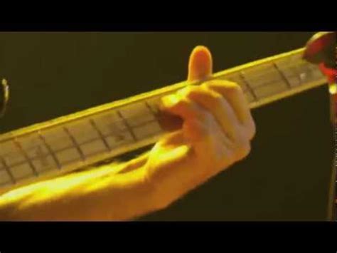 Geddy Lee Bass Solo - YouTube