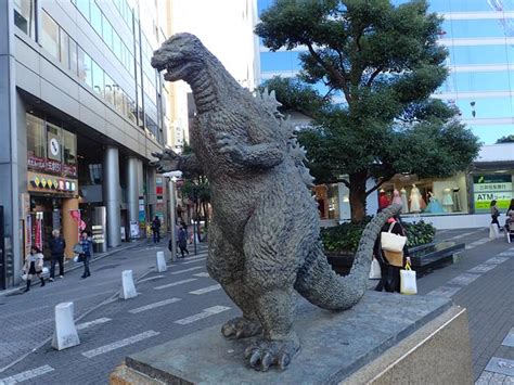 Godzilla Statue in Tokyo | tripAtrek Travel