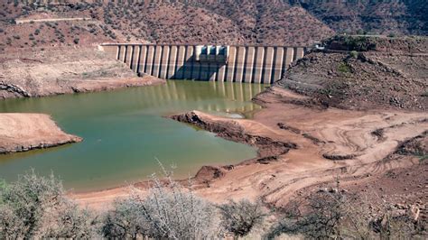 Projet de loi de finances 2023: 17 grands barrages en construction ...