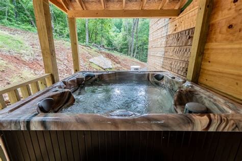 Top 10 Cabins With Hot Tub Near Guntersville, Alabama - Updated 2024 | Trip101