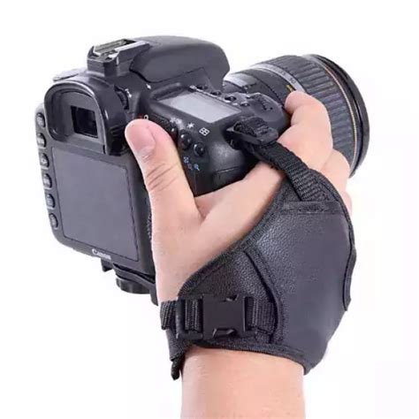 15 Best Hand Grip Camera Strap for Professionals : Camera Hand Grip