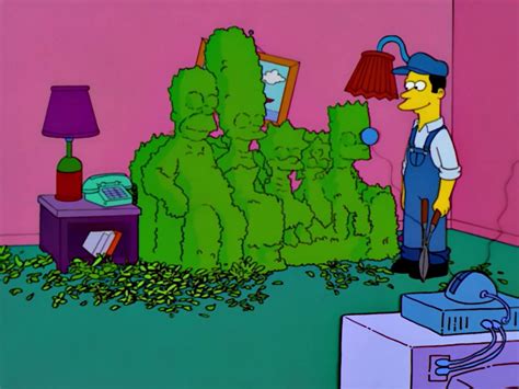 Image - Simpsons Opening Couch Gag Season 13 (With Gardener Trimming Hedge Into Shape of Family ...