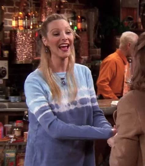 656 Outfits Phoebe Buffay Wore On 'Friends' | Fashion Paradoxes ...