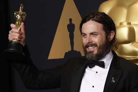 Casey Affleck won't present award at Oscars – India TV