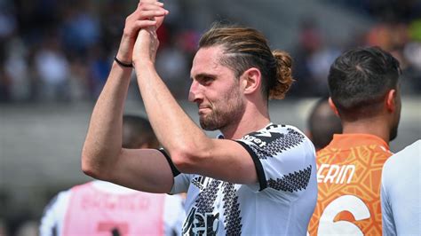 Why Adrien Rabiot Chose to Stay at Juventus: Reasons for His Contract ...