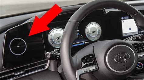 Hyundai Explains This Super Weird Elantra Circle Design Element