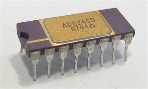 Analog Devices AD524CD Precision Instrumentation Amplifer - Integrated Circuits and Op Amps ...