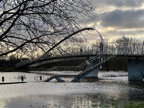 York floods: 30+ pictures showing where the river has reached today ...