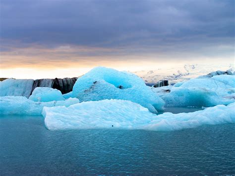 Jökulsárlón Glacier Lagoon in Iceland 2024 - Rove.me