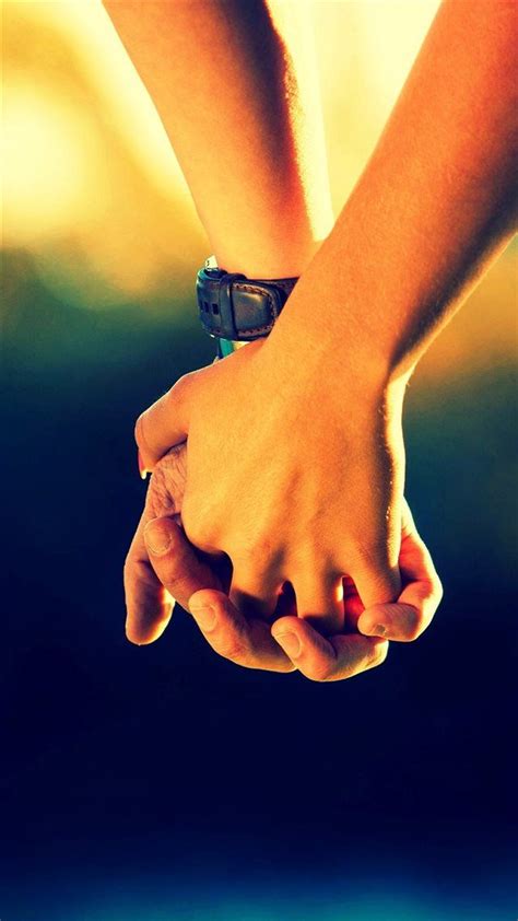 Couple Holding Hands iPhone 8 wallpaper | Fondos de pantalla de parejas enamoradas, Chicos ...