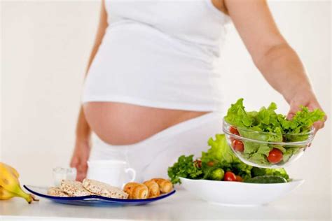 The importance of a good diet during pregnancy - National what ever day