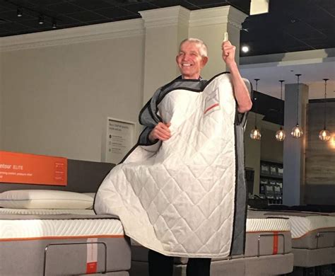 Mattress Mack again offers refuge to Houstonians impacted by Tropical ...