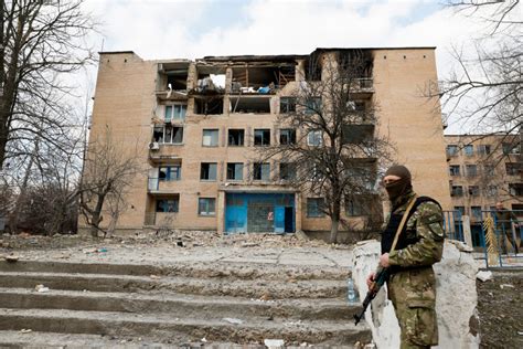 Ukrainian civilians killed as Russian artillery strikes hit apartment building, dormitories ...