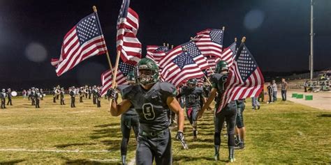 What these teen football players did to Old Glory will make you proud to be an American | Fox News