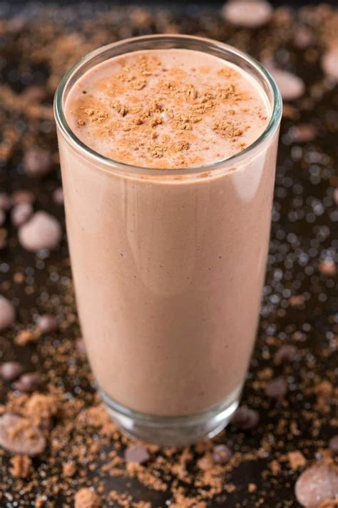 Oatmeal Smoothie Recipe (High Protein and Healthy!)- TBMW