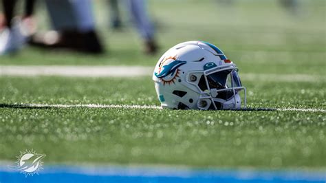 Dolphins announce coaching staff changes