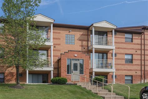 Deer Creek Apartments - North Royalton, OH | Apartments.com