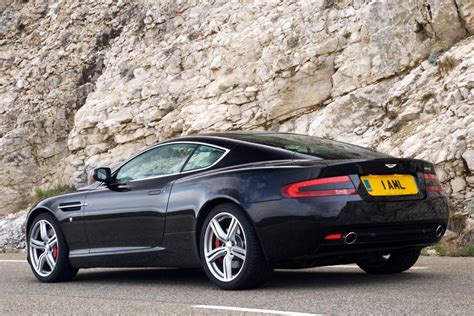 Jaguar XKR vs. Aston Martin DB9