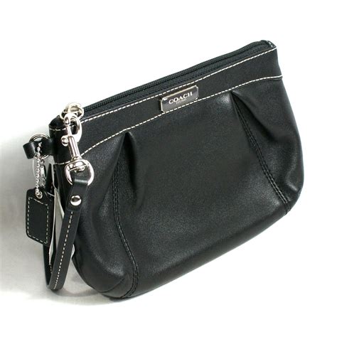 Black Leather Wristlet Wallet | semashow.com