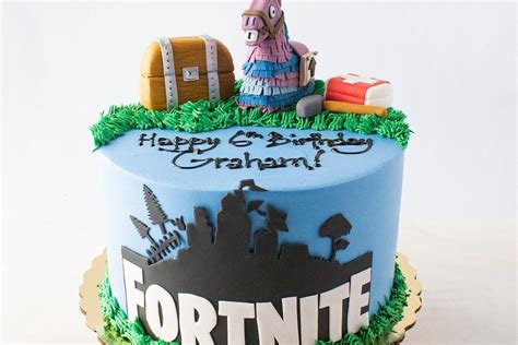 6 Fortnite Cake Ideas for a Birthday Party 2022 - The Video Ink