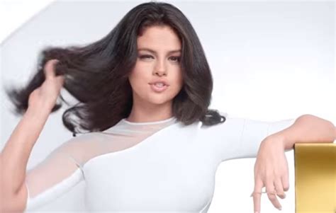 Commercial Song 2018: Pantene Commercial Selena Gomez - Strong is Beautiful