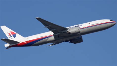 Malaysia Airlines Flight 370 Disappears - img-omnom