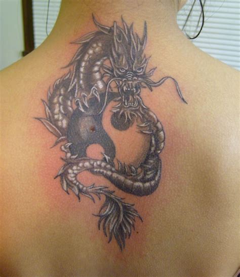 yin yang tattoo - Google Search Dragon Yin Yang Tattoo, Dragon Tattoo Drawing, Dragons Tattoo ...