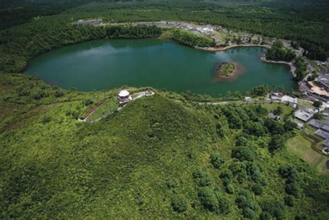 Volcanoes in Mauritius - Bluebay Holiday Resort