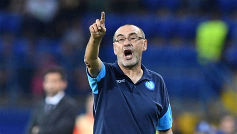 Maurizio Sarri Laughs Off Suggestions of Leaving Napoli & Insists He Is ...