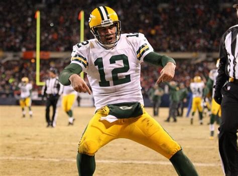 Aaron Rodgers throws touchdown pass to Randall Cobb to win game (GIF) | Larry Brown Sports